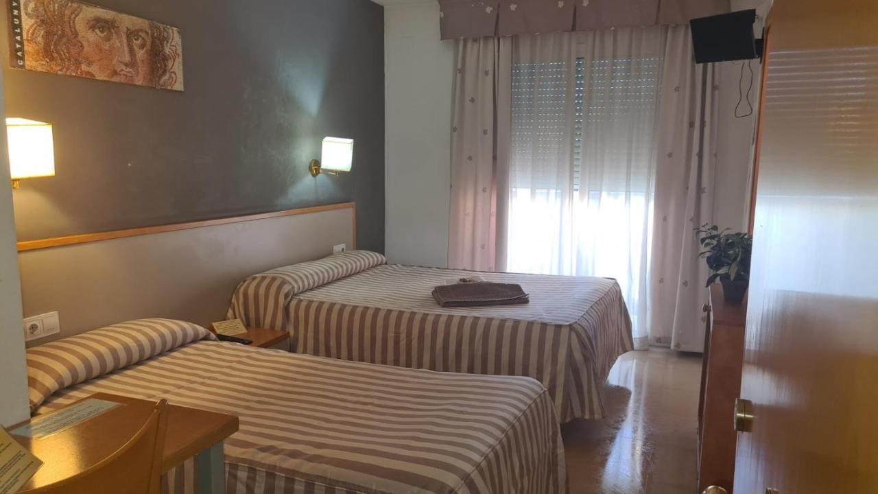 Hotel Cosmos