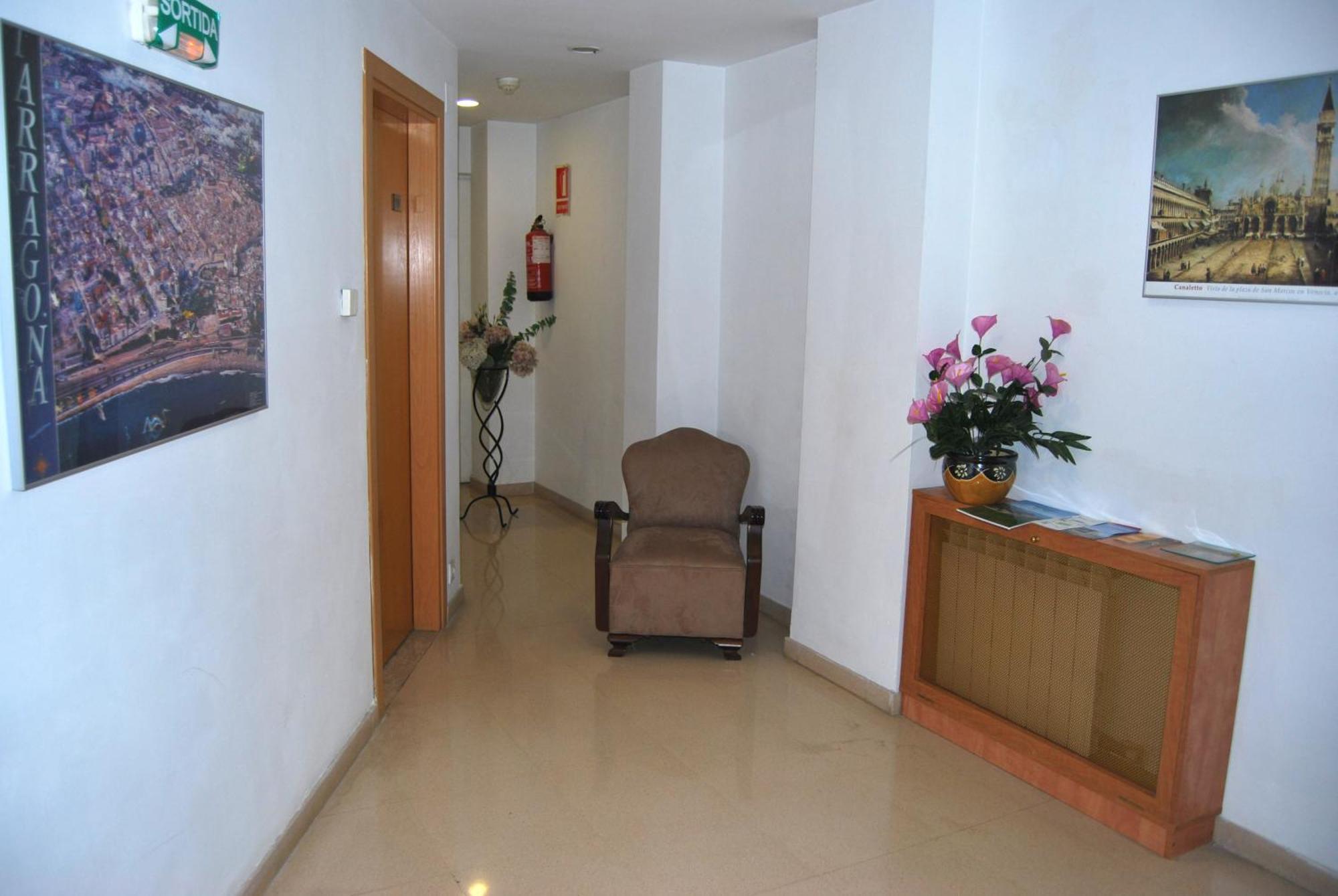 Hotel Cosmos *