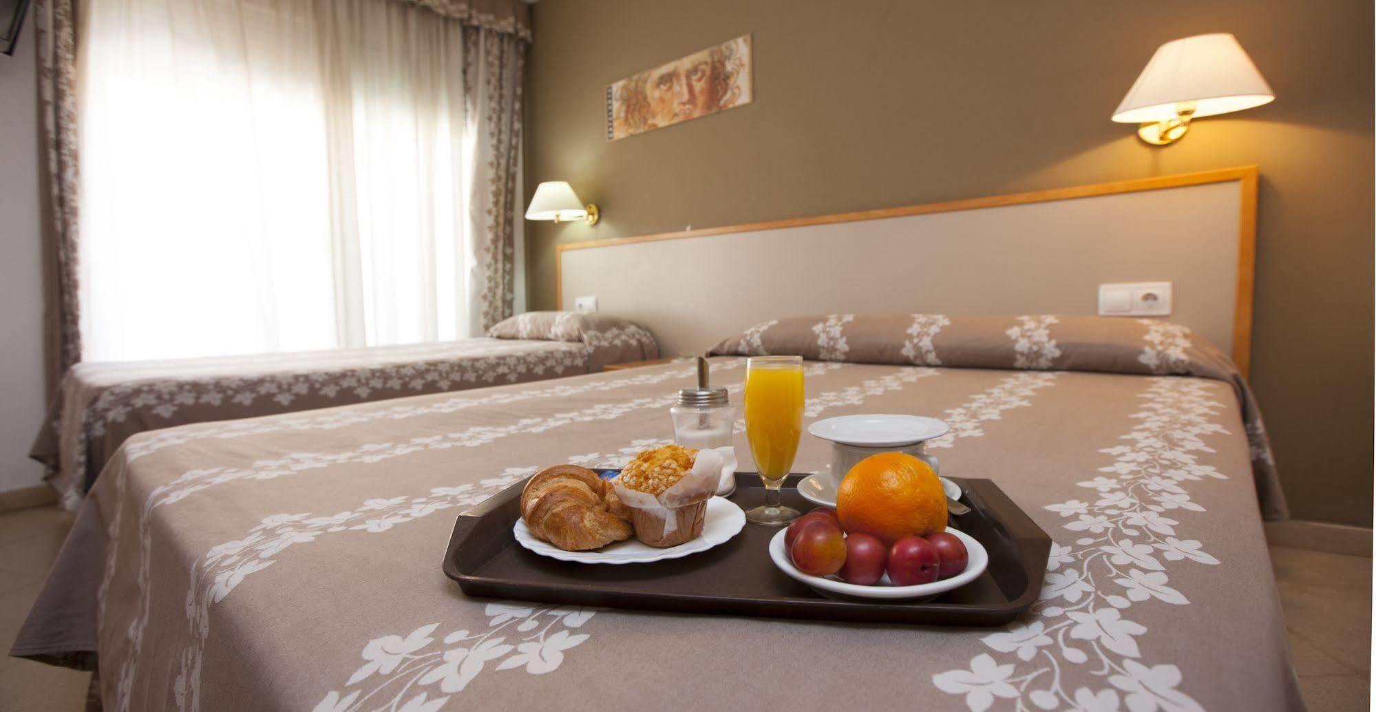 Cosmos Hotel
